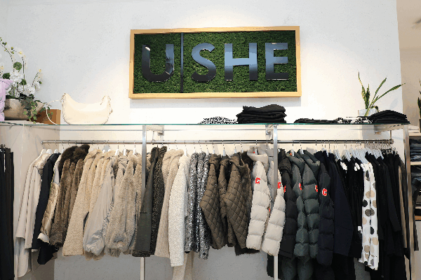 Bild 2 von U-SHE | Mode International
